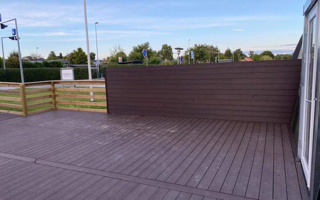 Højbjerg Badminton Klub ny terrasse