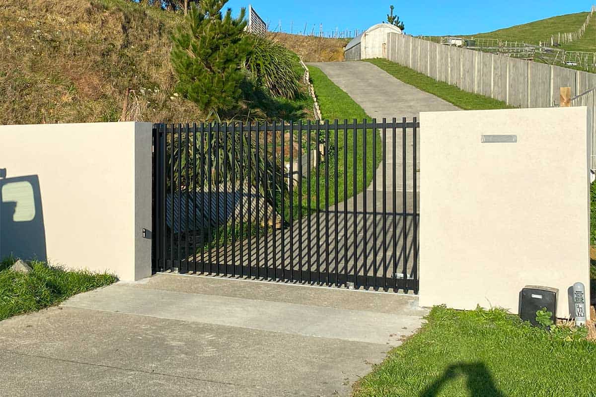 JDees Automatic Gate