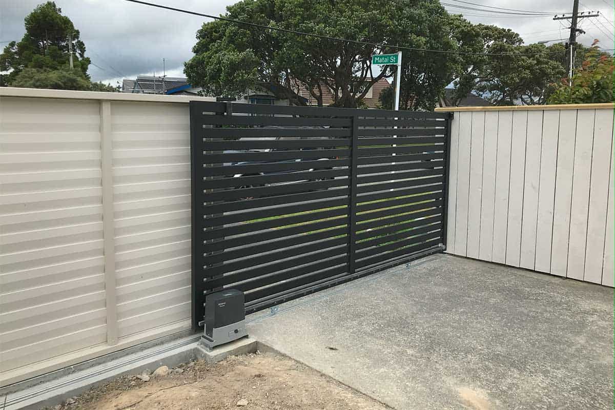 JDees Automatic Gate