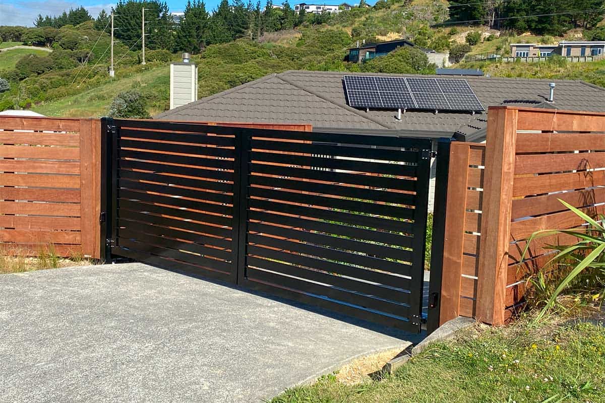 JDees Automatic Gate