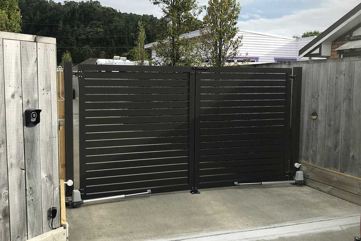 JDees Automatic Gate