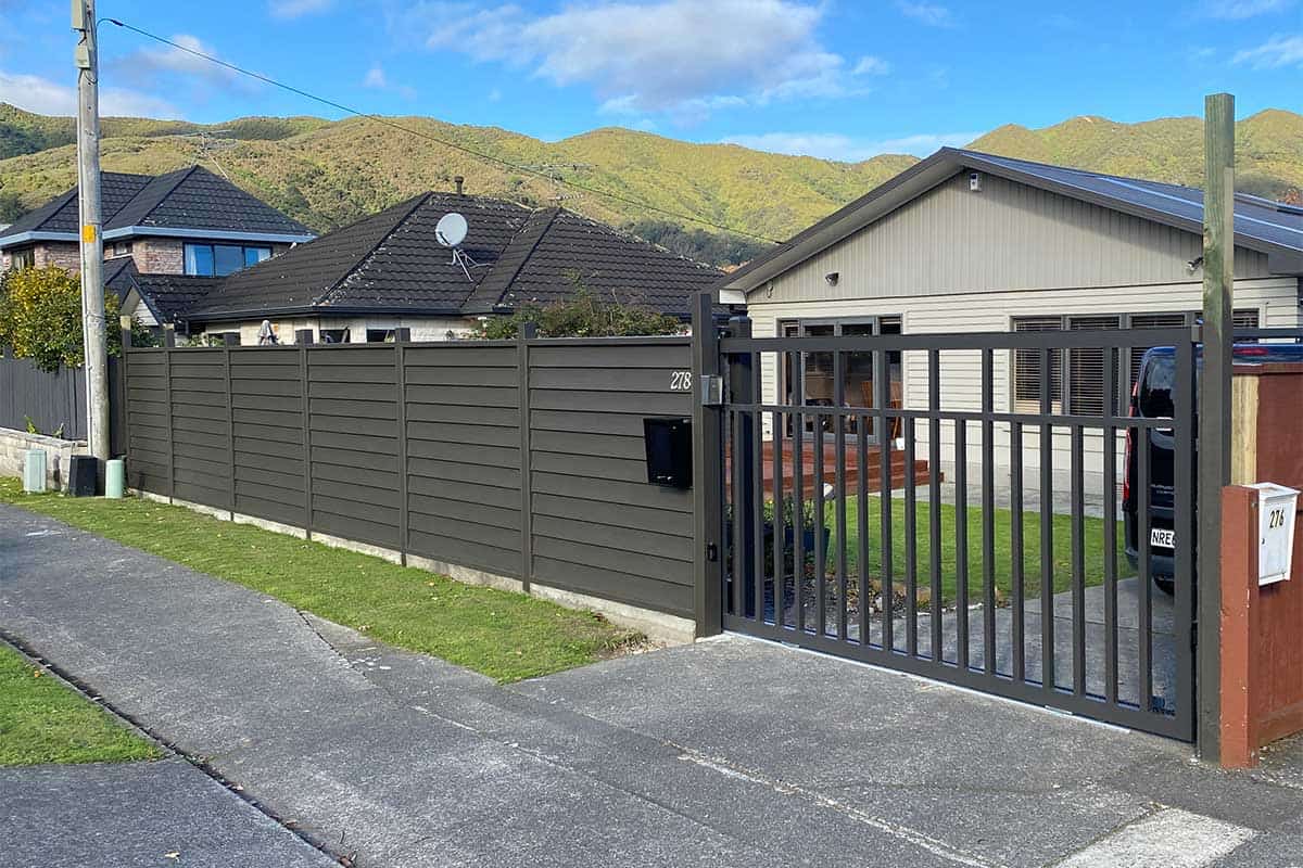 JDees Automatic Gate