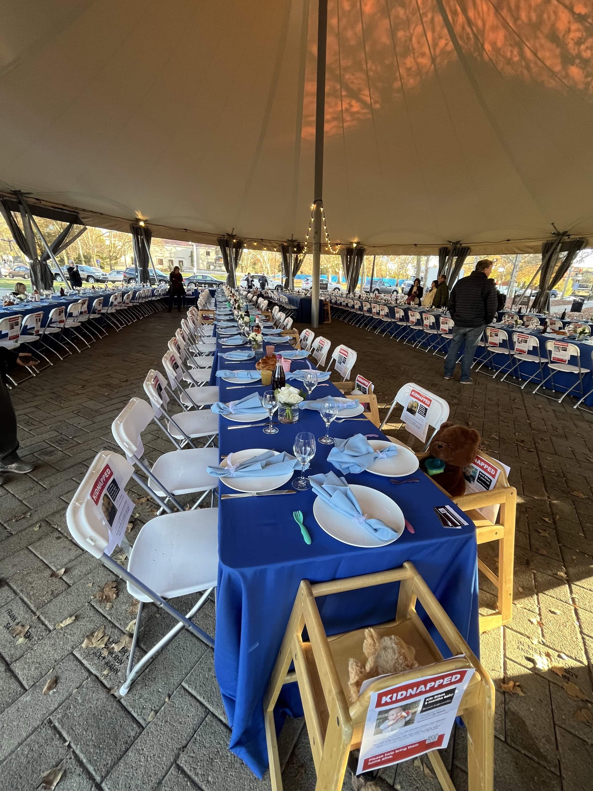 Shabbat for Hostages - Schneley Plaza - November, 3-2023