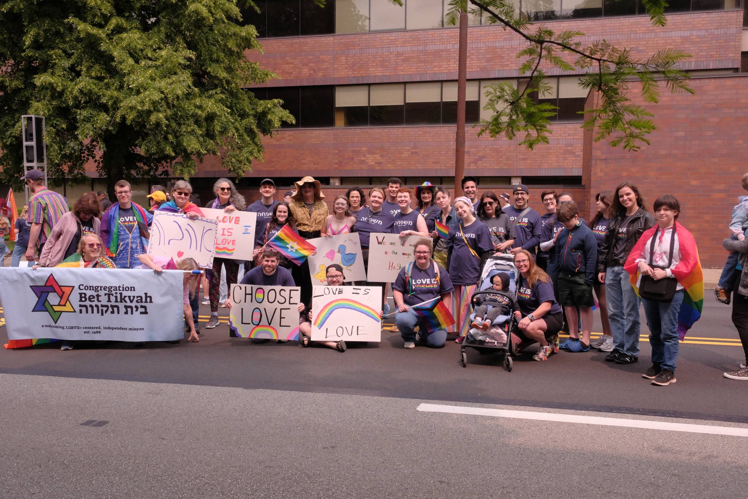 Pride-March-Photos_Eli-Lambiotte_A2025 (15)