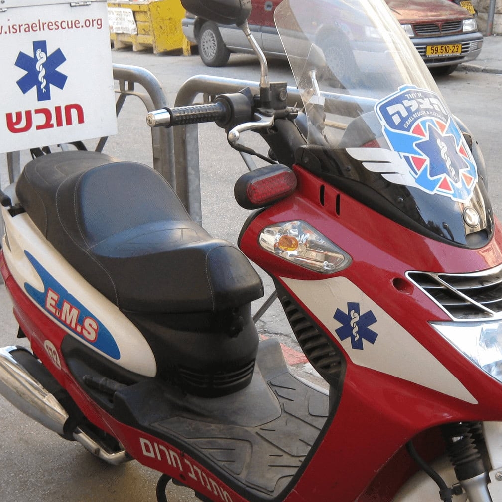 Hatzalah scooter rescue