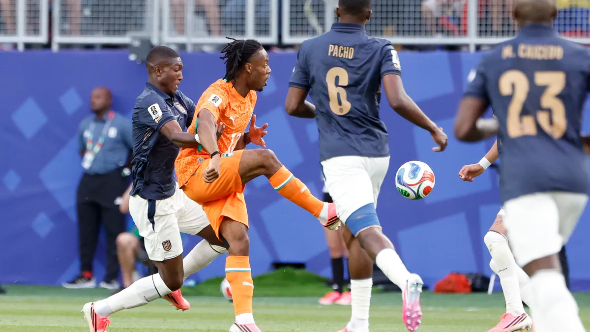 كأس العالم 2026: كوت ديفوار تحسمها في اللحظات الأخيرة والسويد تكتسح تونس بخماسية 1 كوت ديفوار تفوز والسويد تسحق تونس في المونديال