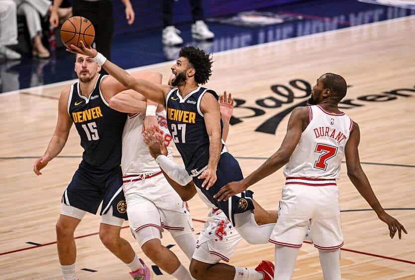 نتائج مثيرة في دوري NBA: دالاس يحقق رقماً قياسياً وديترويت يفاجئ بوسطن 1 يوتا 140-133 دالاس OT وديترويت يفوز على بوسطن :NBA