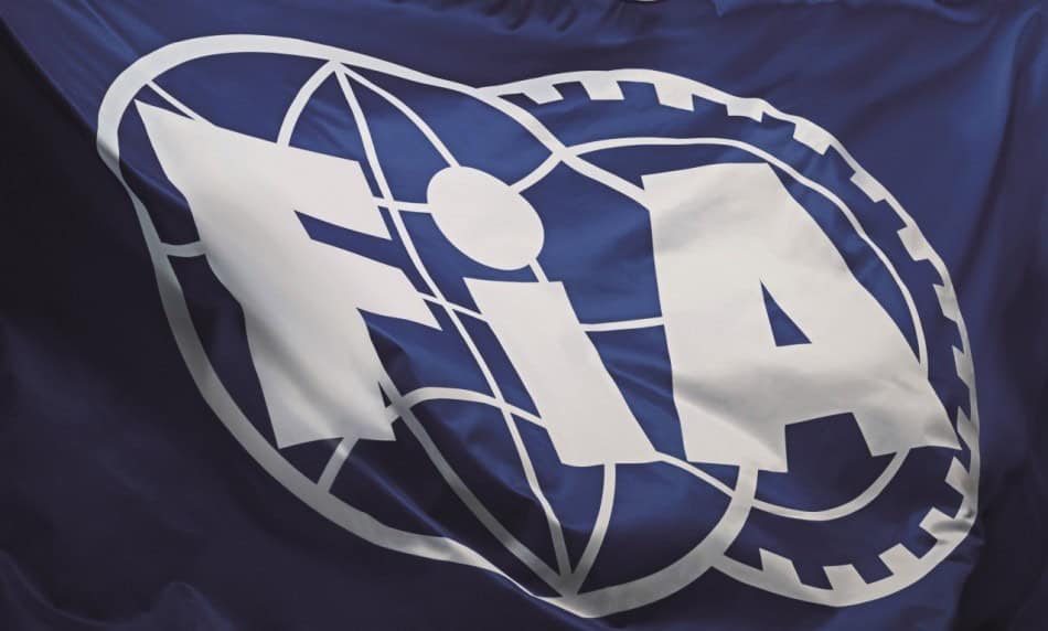 الفيدرالية الدولية تحسم جدل محركات مرسيدس وريد بول لـ2026 1 FIA تحسم جدل محركات مرسيدس وريد بول 2026