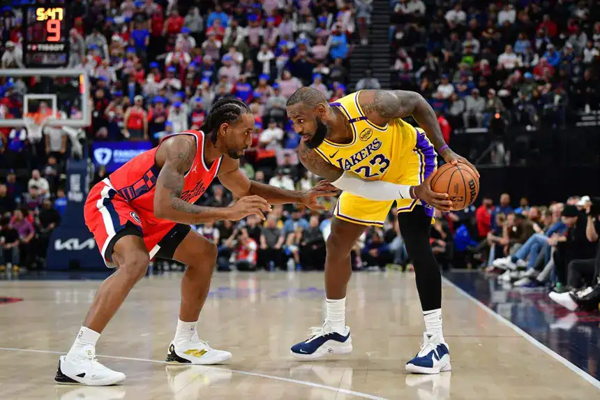 نتائج مباريات الدوري الأمريكي للمحترفين NBA في 29 يناير: كليفلاند سحق ليكرز، ليبرون عاد بنتيجة مأساوية، يوتا قاومت لكنها خسرت أمام ووريورز كيري 1 NBA 29 يناير: كليفلاند 129-99 ليكرز الملخصات
