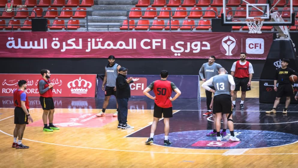 المنتخب الوطني يغادر إلى الإمارات استعدادًا لمواجهتي إيران والعراق في التصفيات الآسيوية 1 صقور النشامى يبدأون معسكر دبي قبل تصفيات آسيا