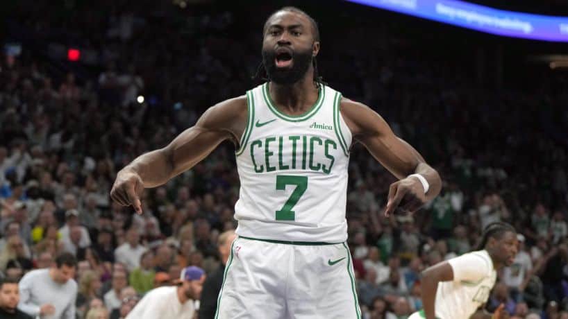 NBA: بوسطن يكتسح ليكرز ودنفر يسقط أمام غولدن ستيت – تقرير كامل عن مباريات 23 فبراير 1 ليلة مثيرة في NBA: سقوط ليكرز ودنفر