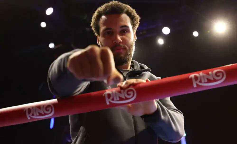 إيتاوما يحافظ على صدارة تصنيف الوزن الثقيل في تحديث WBA الأخير 1 إيتاوما يواصل تصدر تصنيف WBA للوزن الثقيل