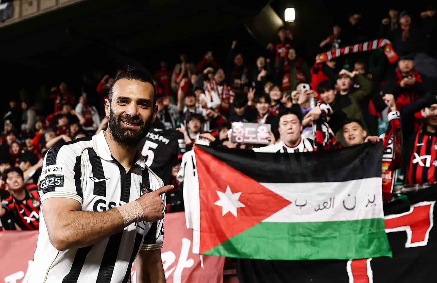 يزن العرب يلمع في كوريا الجنوبية ويُدرج ضمن التشكيلة المثالية للجولة الرابعة 1 يزن العرب في التشكيلة المثالية بالدوري الكوري