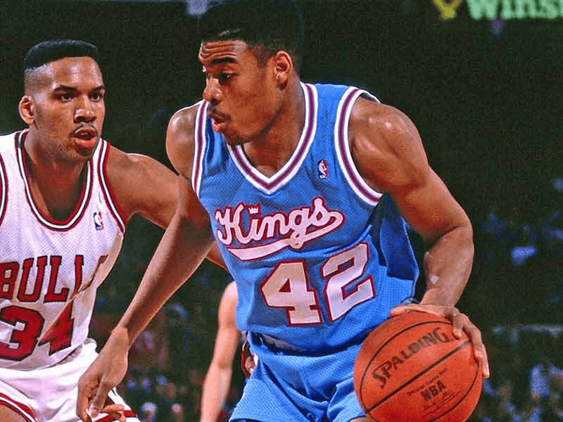 أسوأ 5 اختيارات رقم 1 في تاريخ درافت NBA: مواهب لم ترقَ للتوقعات 6 أسوأ 5 اختيارات رقم 1 في تاريخ درافت NBA: مواهب لم ترقَ للتوقعات