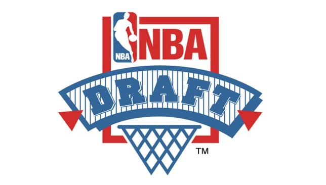 أسوأ 5 اختيارات رقم 1 في تاريخ درافت NBA: مواهب لم ترقَ للتوقعات 1 أسوأ 5 اختيارات رقم 1 في تاريخ NBA