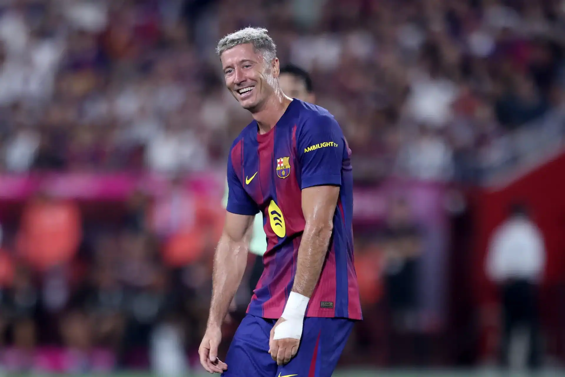 برشلونة يدرس تمديد عقد ليفاندوفسكي لموسم إضافي 1 برشلونة يسعى لتمديد عقد ليفاندوفسكي