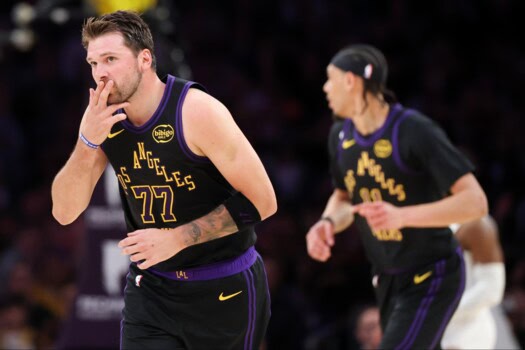 هيوستن يتفوق على نيويورك وبروكلين يتلقى هزيمة قاسية أمام شارلوت في ليلة مثيرة من الـNBA 1 نتائج NBA: هيوستن يهزم نيويورك وبروكلين يخسر
