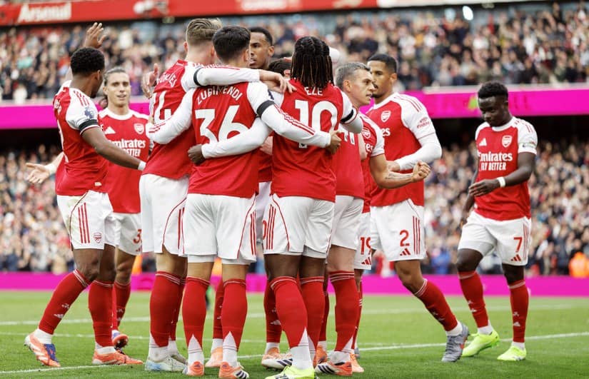 أرسنال يحسم لقب الدوري الإنجليزي وبورنموث يضمن مقعدًا أوروبيًا 1 أرسنال بطلاً للدوري الإنجليزي وبورنموث في أوروبا