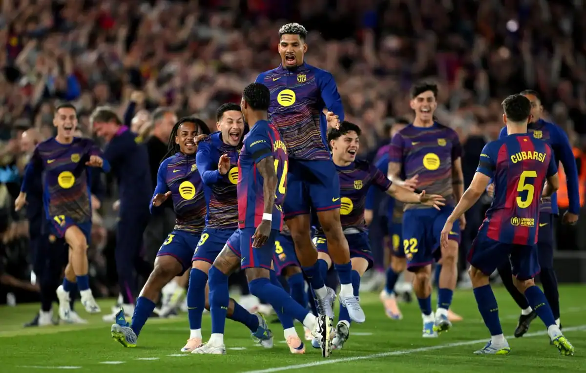 برشلونة يحسم لقب الدوري الإسباني مبكرًا بعد الفوز على ريال مدريد 1 برشلونة يتوج بلقب الدوري الإسباني بعد الفوز على ريال
