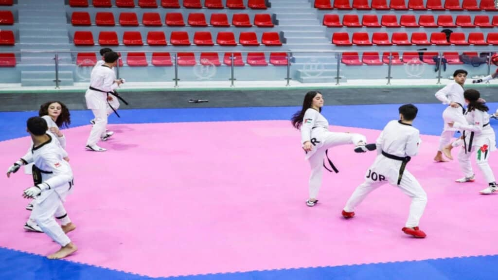 منتخب الأردن للتايكواندو يستهل مشواره في الجائزة الكبرى العالمية بروما 2 منتخب الأردن للتايكواندو يستهل مشواره في الجائزة الكبرى العالمية بروما