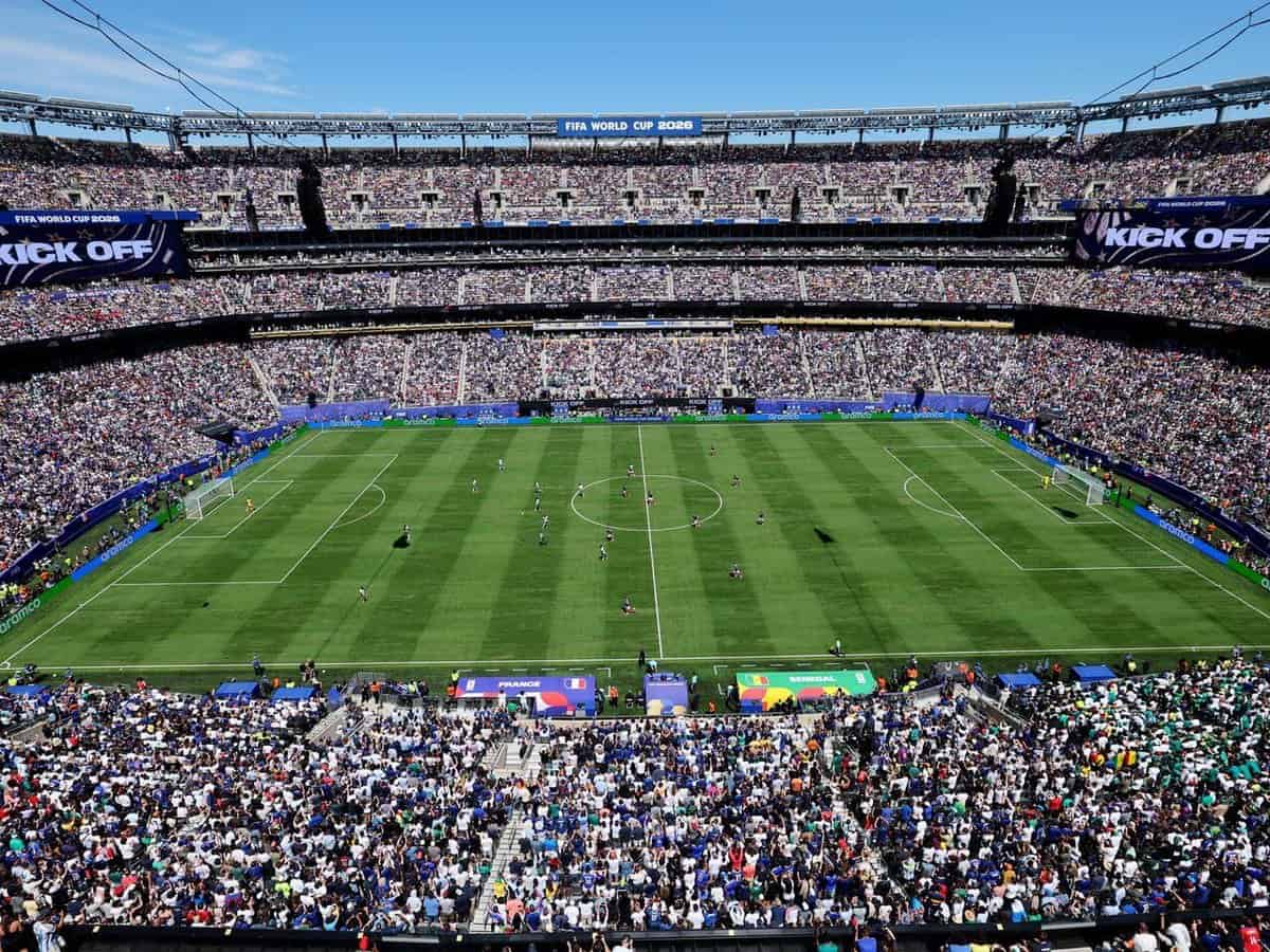 حضور قياسي في كأس العالم 2026.. أكثر من 281 ألف مشجع في يوم واحد 1 رقم قياسي جديد للحضور الجماهيري في مونديال 2026
