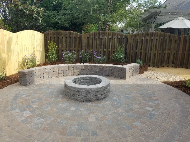 Fire pit landscaping image.