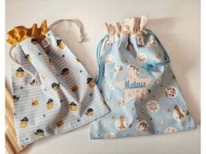 saquinhos da roupa do bebé personalizados em tecido