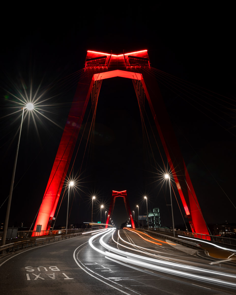 De Willemsbrug in Rotterdam – Nederland