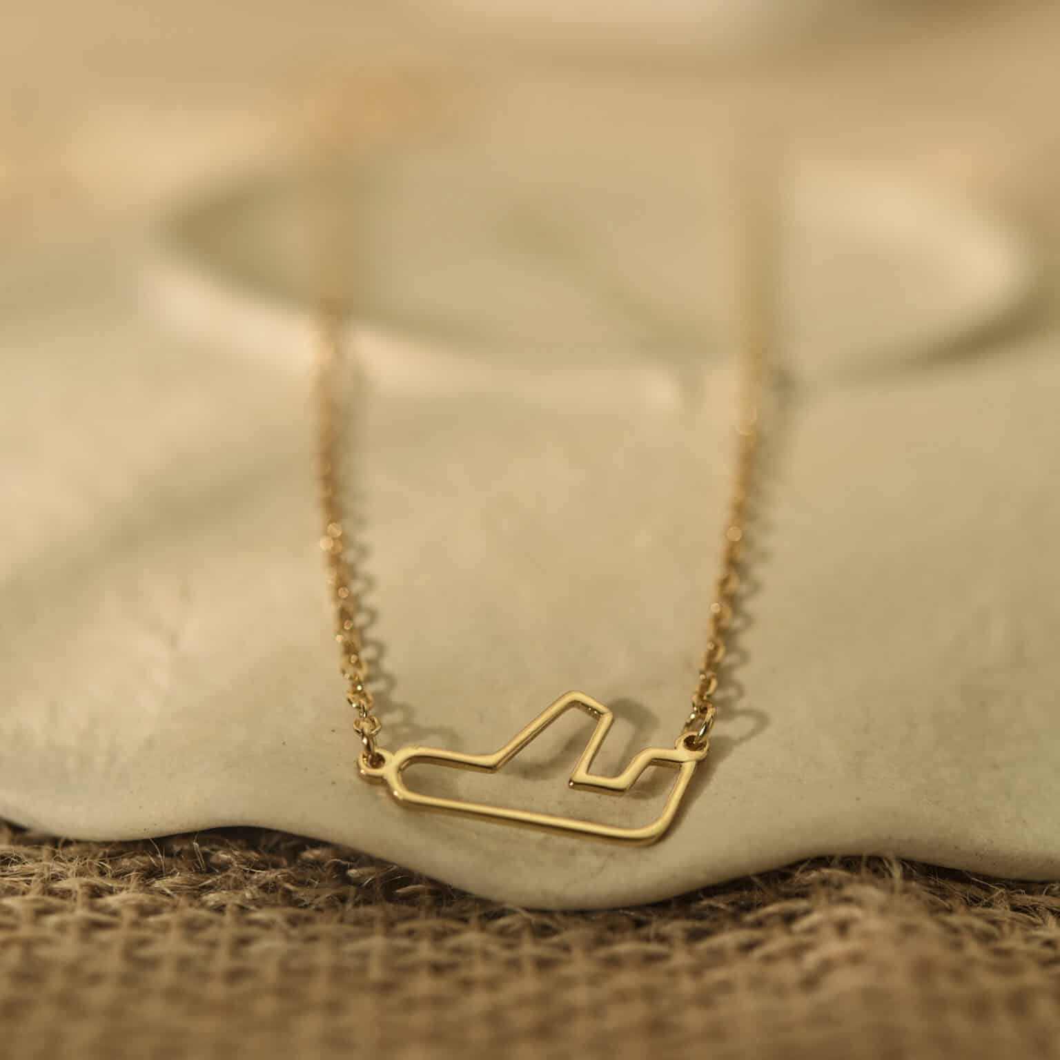 Dainty airplane necklace 4