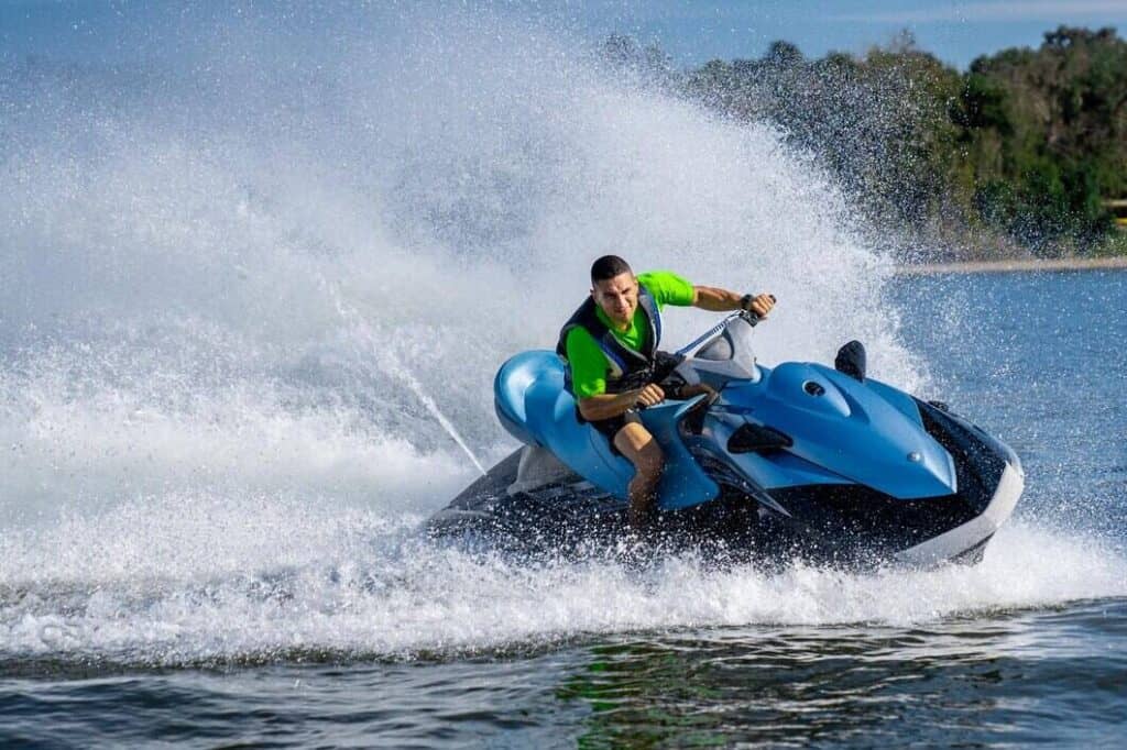 Jet ski en Guadeloupe : tout ce qu’il faut savoir avant de réserver
