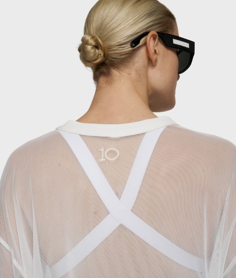 bialy-transparentny-t-shirt-oversize-z-siateczki-04-galeria