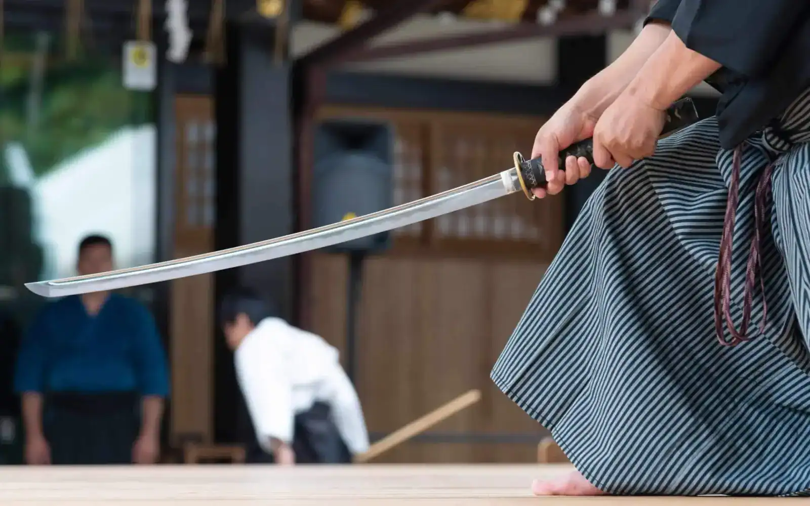 how to sharpen a katana