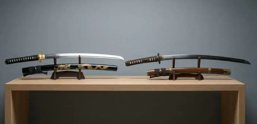 sharp vs decorative katana