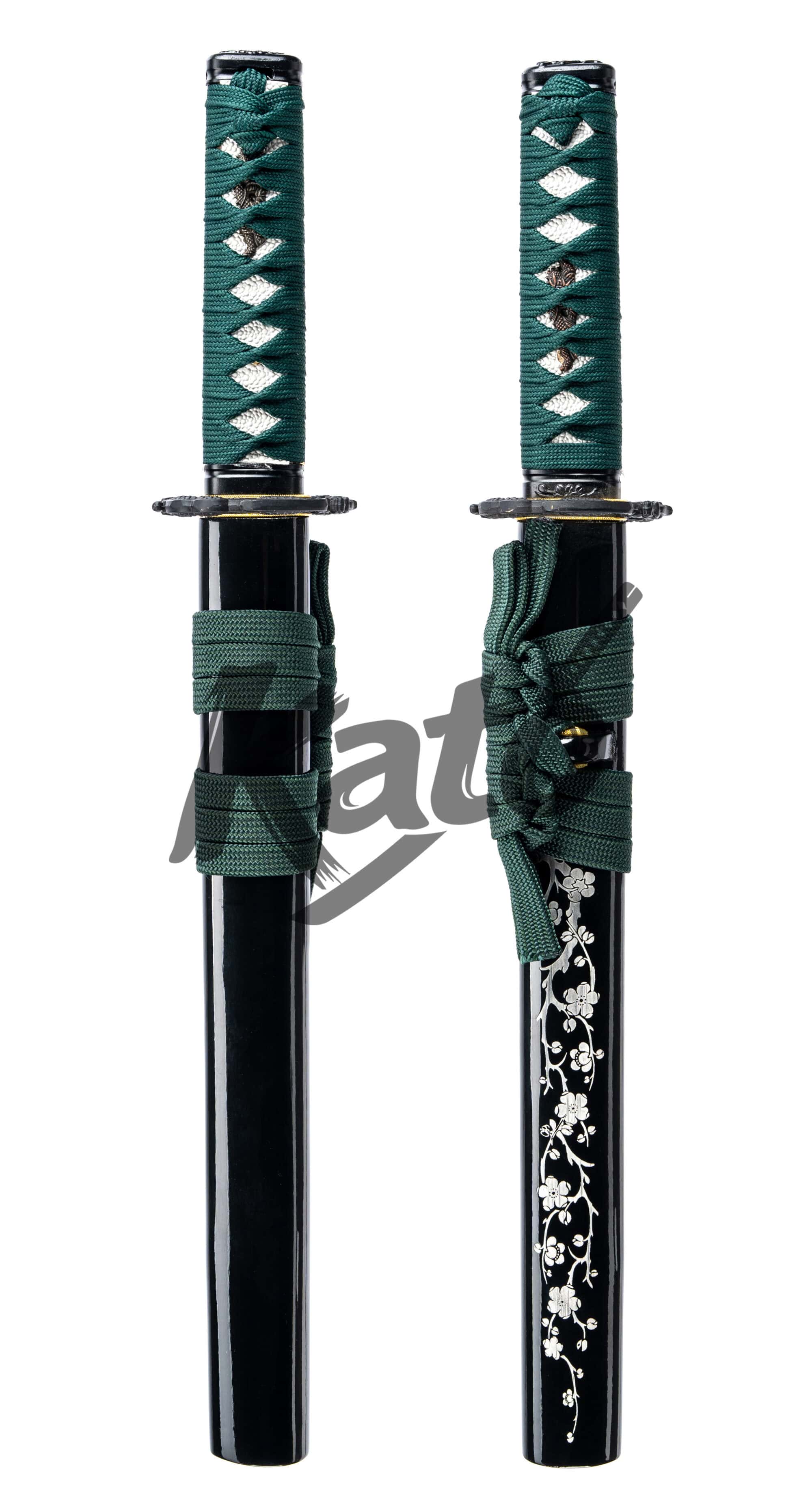10 Damascus Steel Tanto – Hand Forged Japanese Short Sword with Dragon Fittings