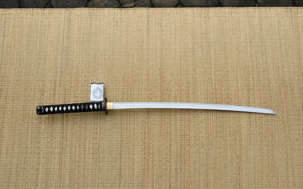 Full katana on tatami surface