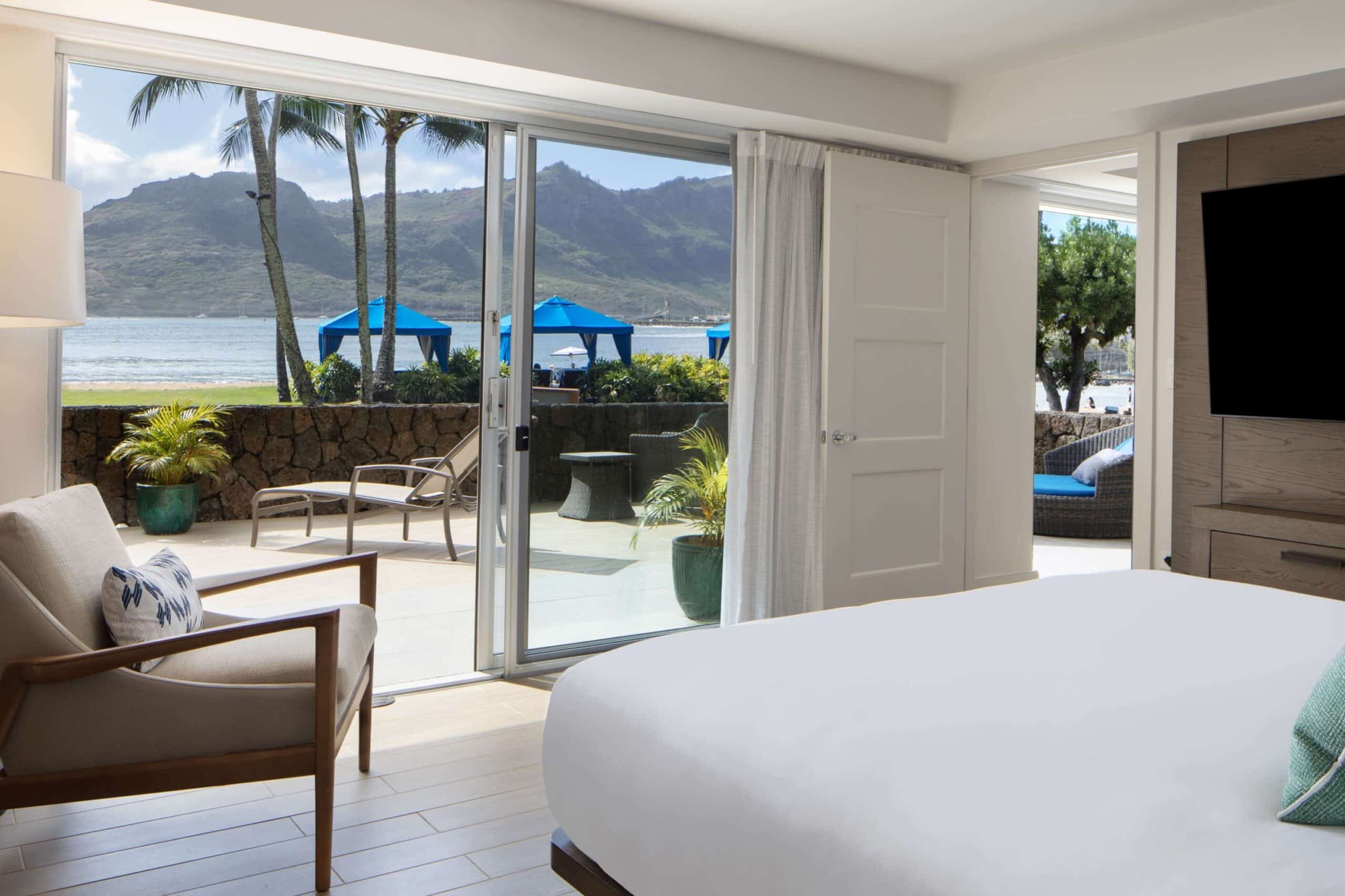 image-oceanfront-lanais-suite-1