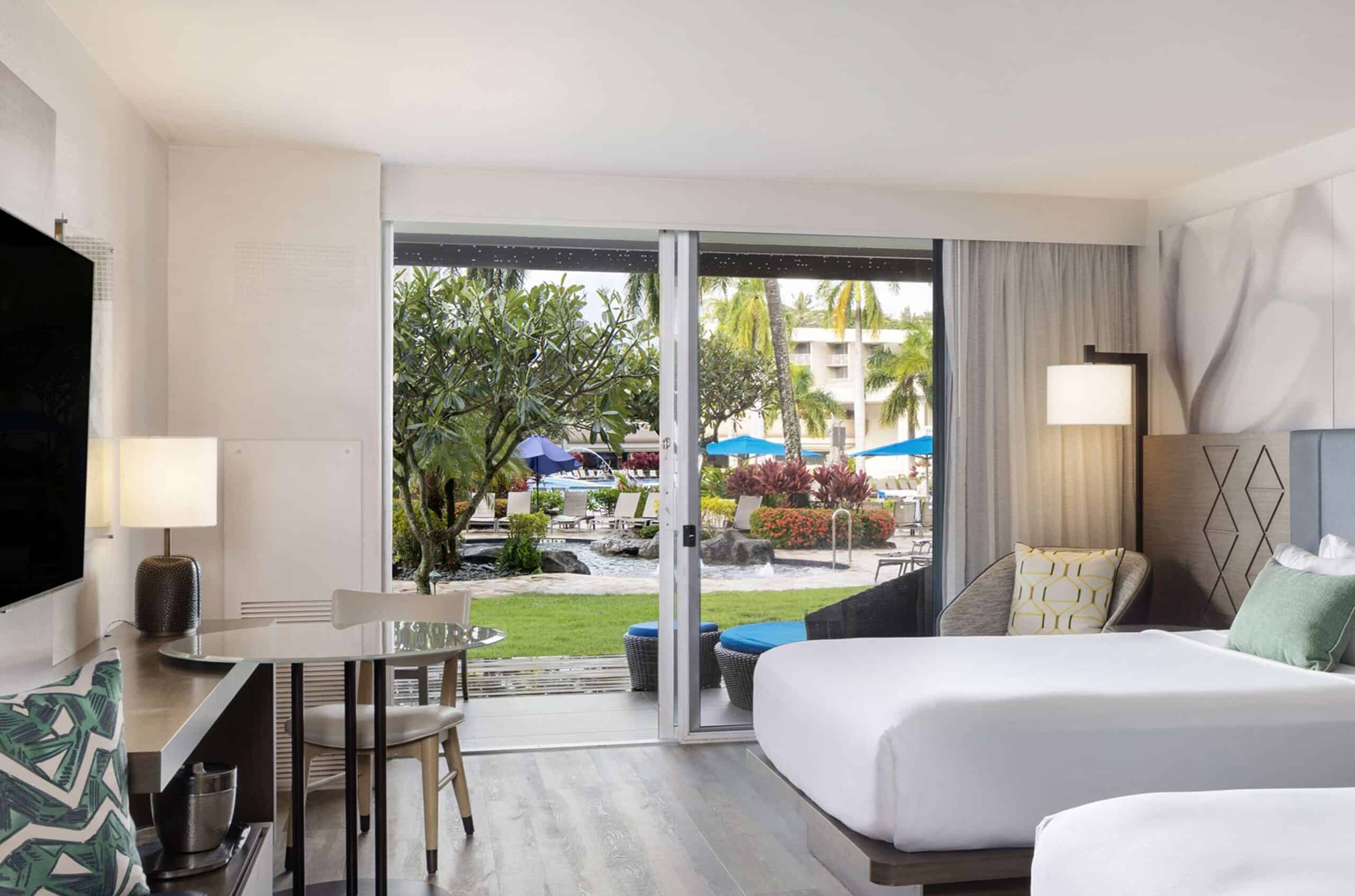 image-two-queens-deluxe-lanai-1
