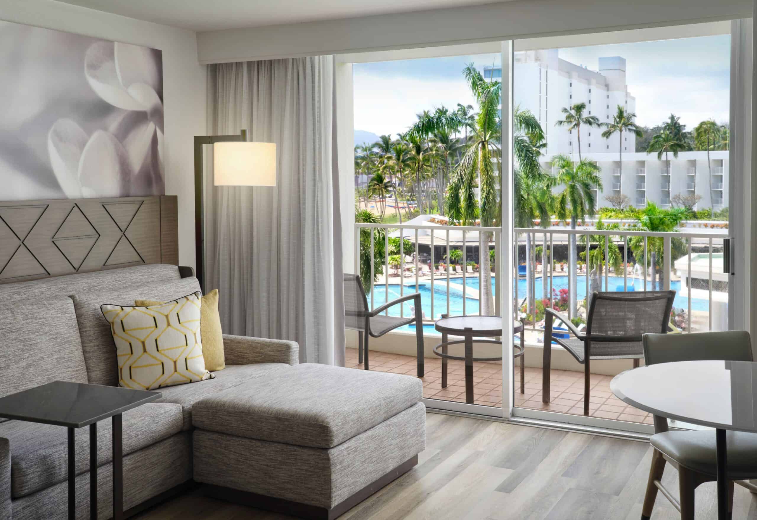 image-king-pool-view-1