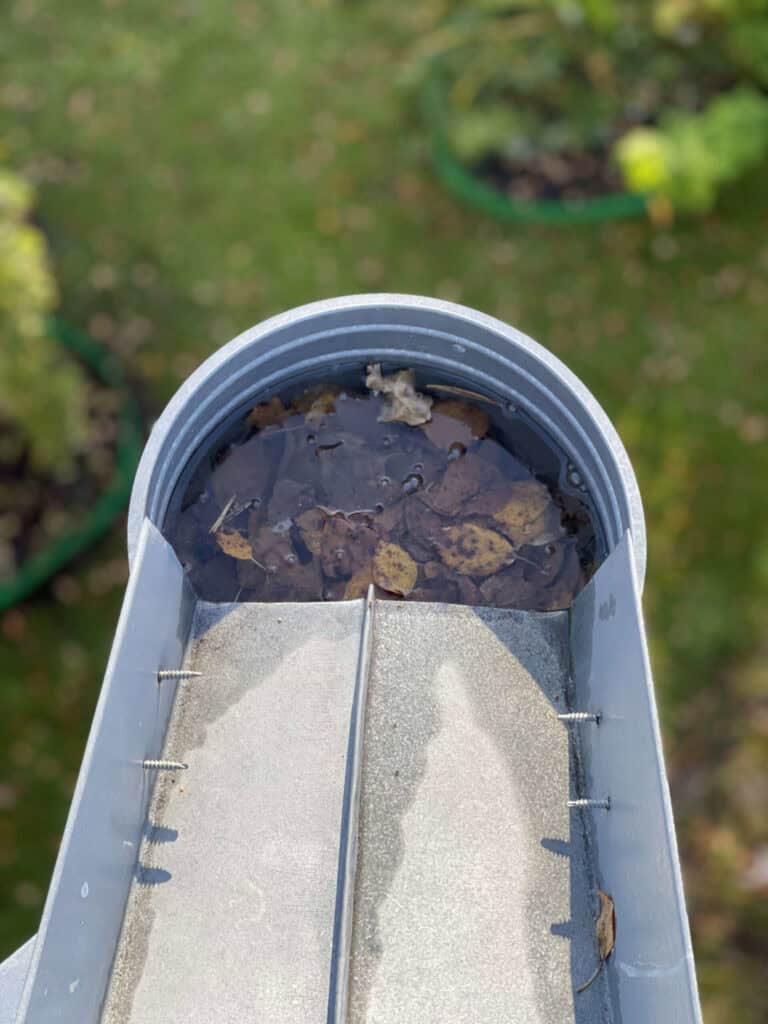 Vihmaveerennide puhastus - Enne puhastust