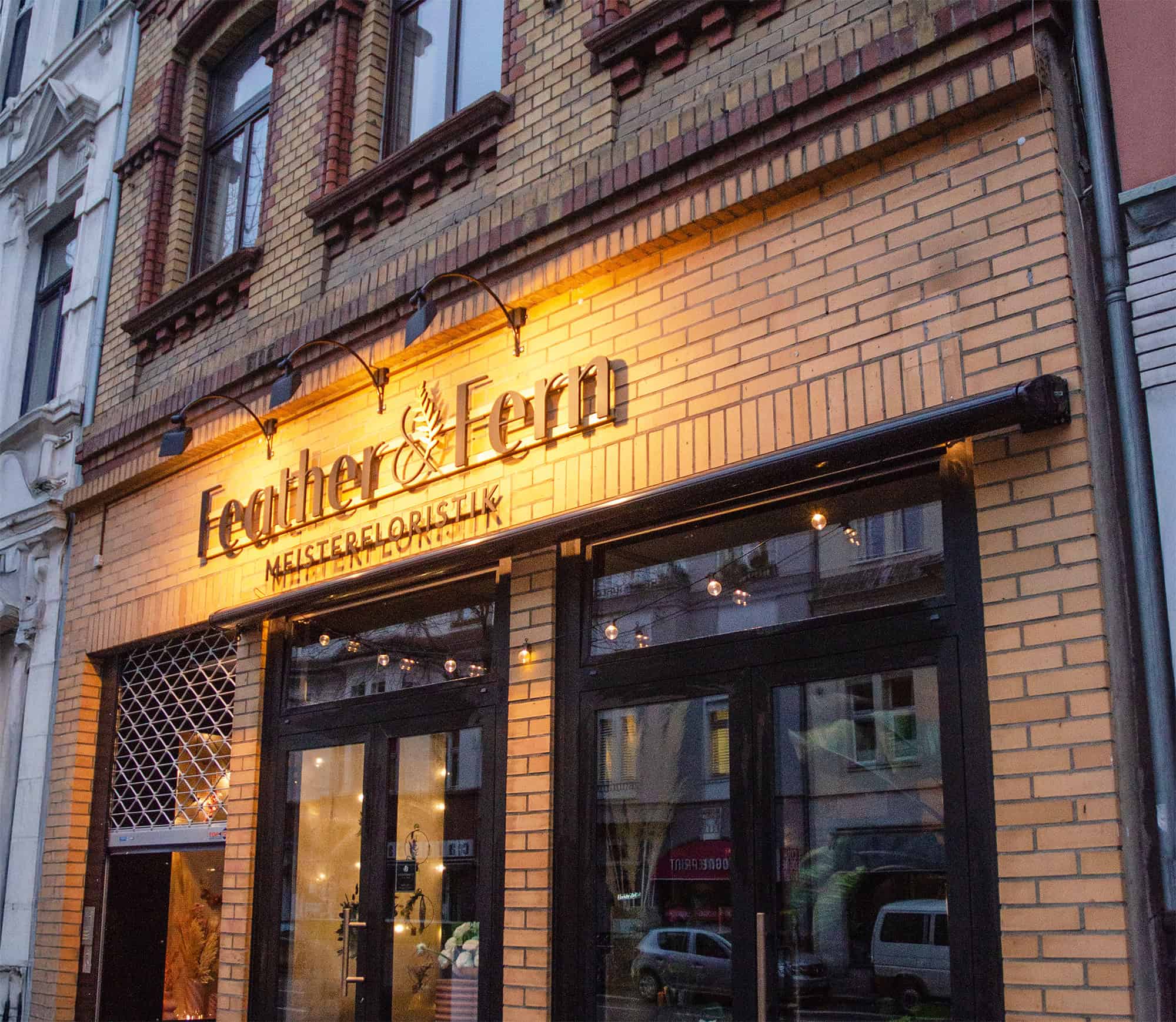 Beleuchtete 3D-Buchstaben für Außenwerbung – Individuelle LED-Fassadenlösungen mit Stil in Köln Nippes