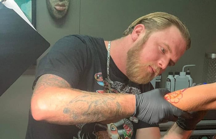 KC Williams Tattoo Artist Live Picture Working With Client on Arm Tattoo, Greenville SC