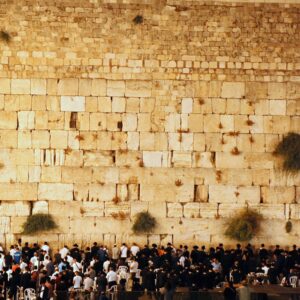 דינים השייכים לעשירי באב