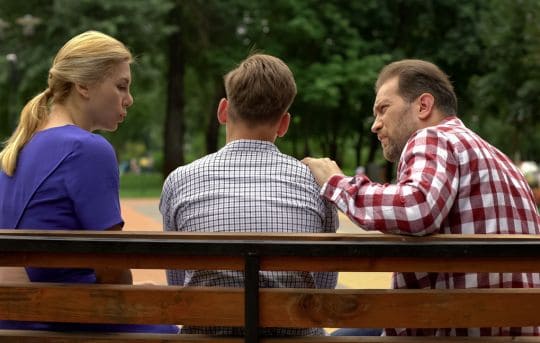 Convincing Your Teen into Attending a Drug Rehab Center