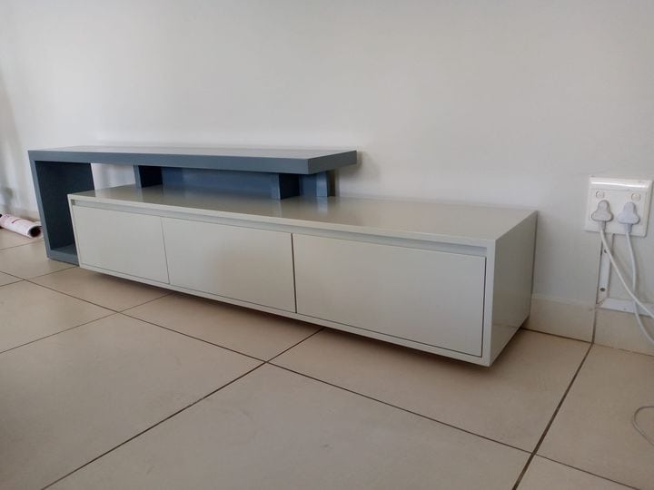 Wuzzy TV Stand