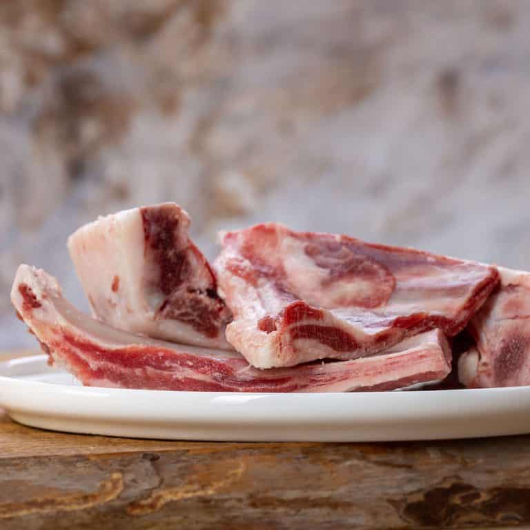 Ziegenrippenknochen