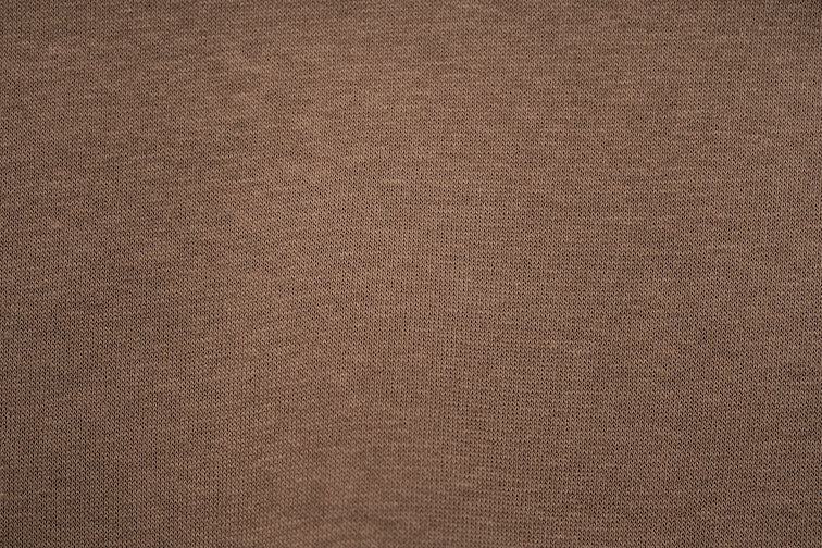 Hochwertiges Hundetraining Zubehör und Hundebekleidung bei Kiezhund Hundeshop, komplett online bestellen. Qualitative Produkte für Hundeliebhaber und Hundetraining.