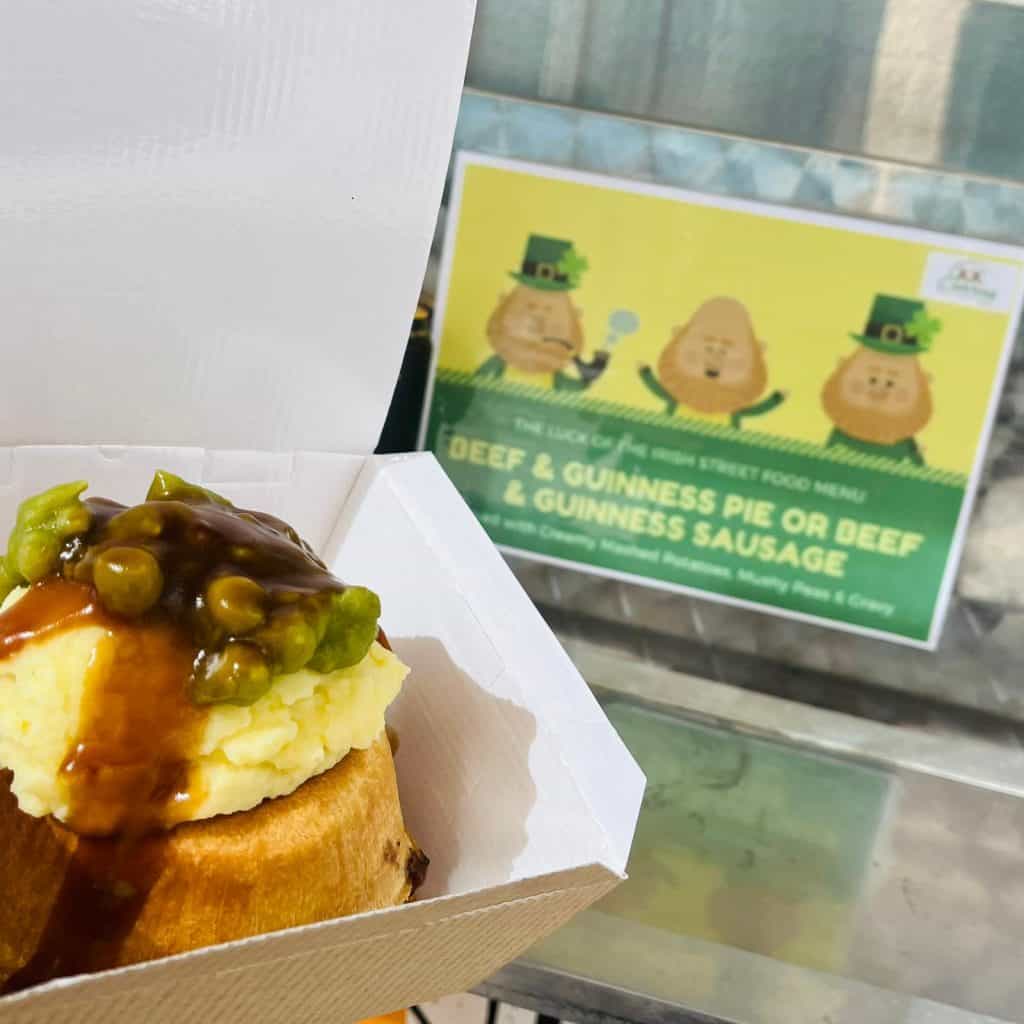 kkcatering pie mash peas gravy