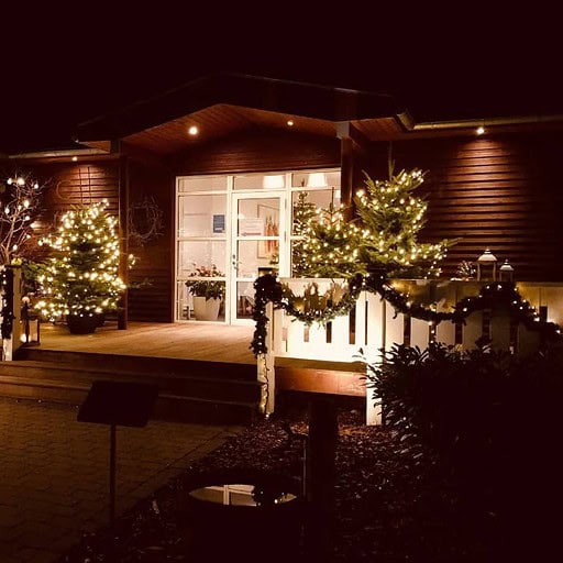 Knudhule badehotel julelys, indendørs og udendørs julestemning.