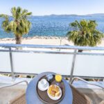 Avra Hotel – Ανακαινισμένο Ξενοδοχείο στα Μέθανα, Δίπλα στη Θάλασσα του Σαρωνικού - φωτογραφία 2