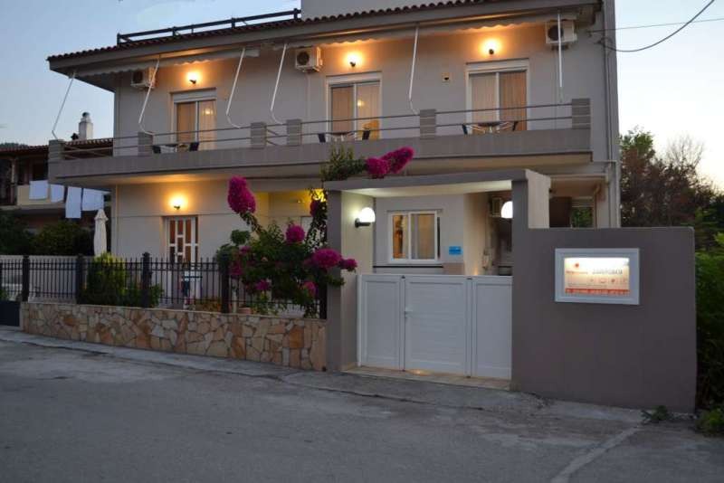 Pefki Studios – Οικογενειακά Studios και Διαμερίσματα 3 Κλειδιών στο Πευκί Εύβοιας, 130μ. από την Παραλία - φωτογραφία 2